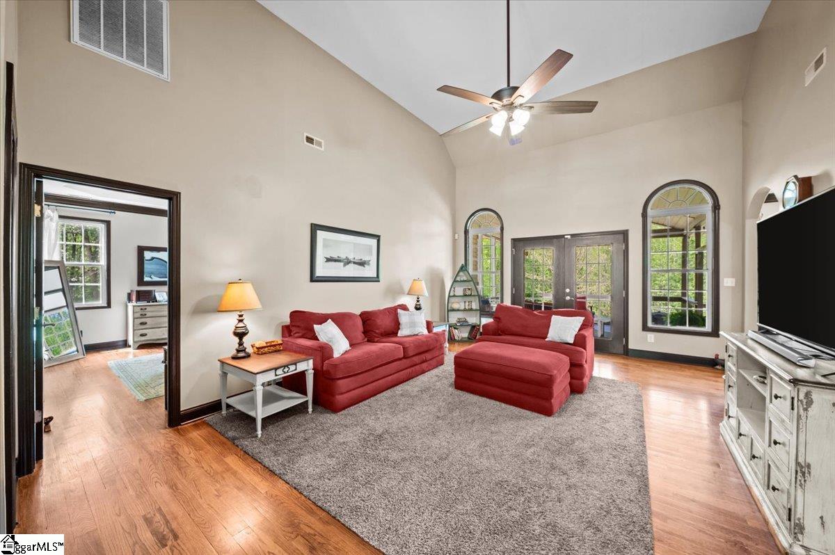 6038 Locust Hill Road Travelers Rest, SC 29690 - Photo 8 of 45