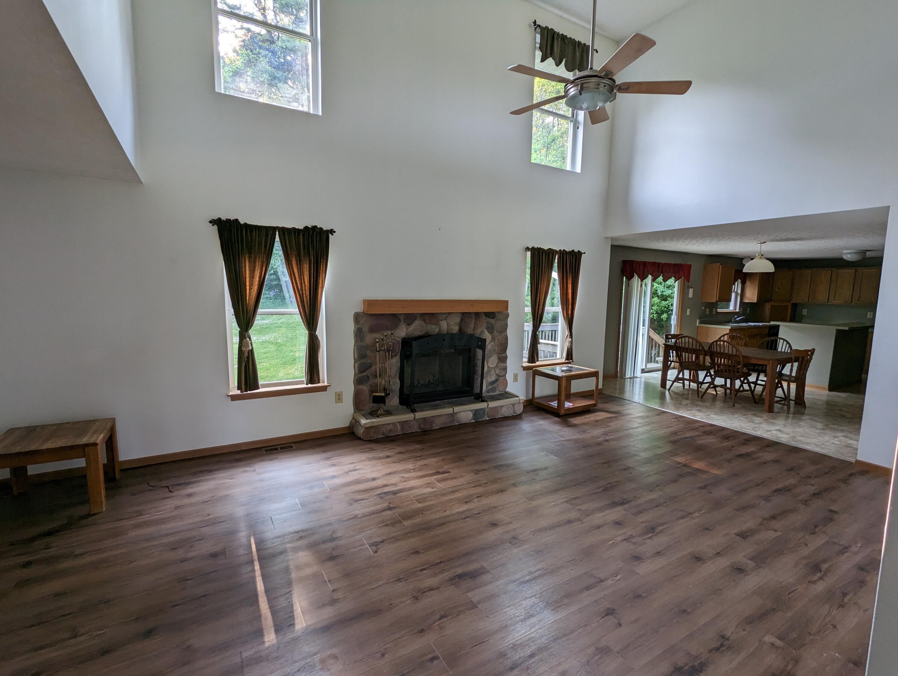 6655 Royalton Road Southwest Lancaster, OH 43130 - Photo 9 of 21 PXL_20230518_222157258