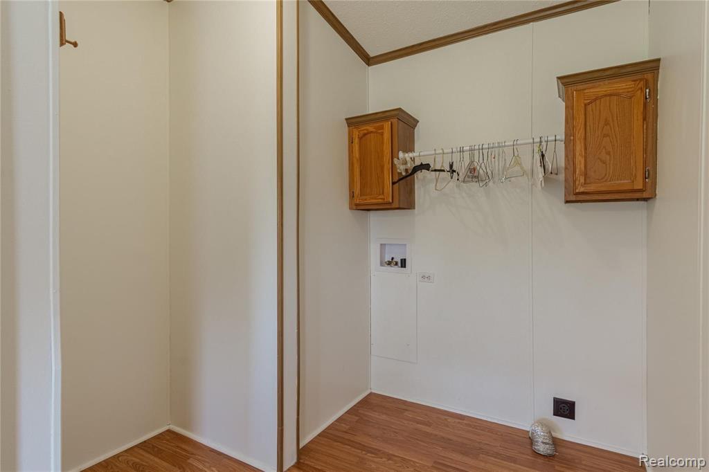 8114 Morrish Road Swartz Creek, MI 48473 - Photo 13 of 30 Gallery Image 13