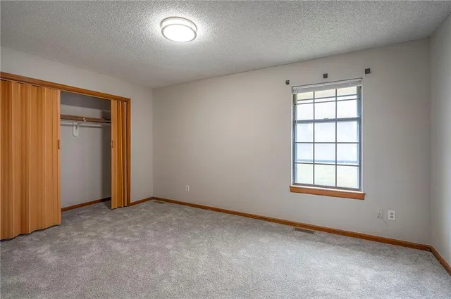 $539,000 | 18901-07 Lexington Road, Independence, MO 64058