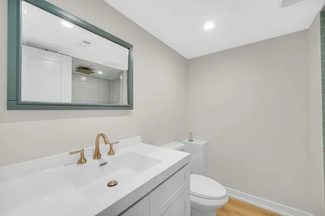 $499,900 | 7636 West Strong Street, Norridge, IL 60706