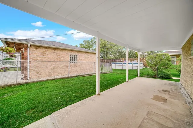 $499,900 | 7636 West Strong Street, Norridge, IL 60706