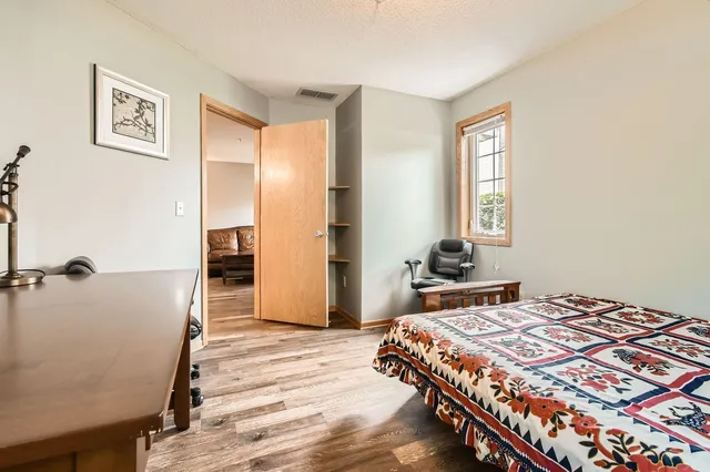 $205,000 | 2225 Ranchview Lane North, Unit 5, Plymouth, MN 55447