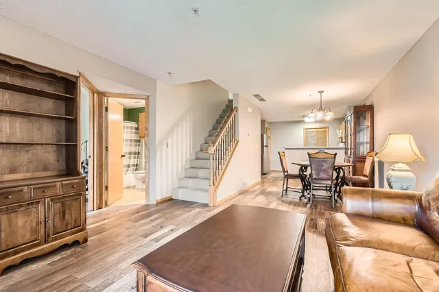 $205,000 | 2225 Ranchview Lane North, Unit 5, Plymouth, MN 55447