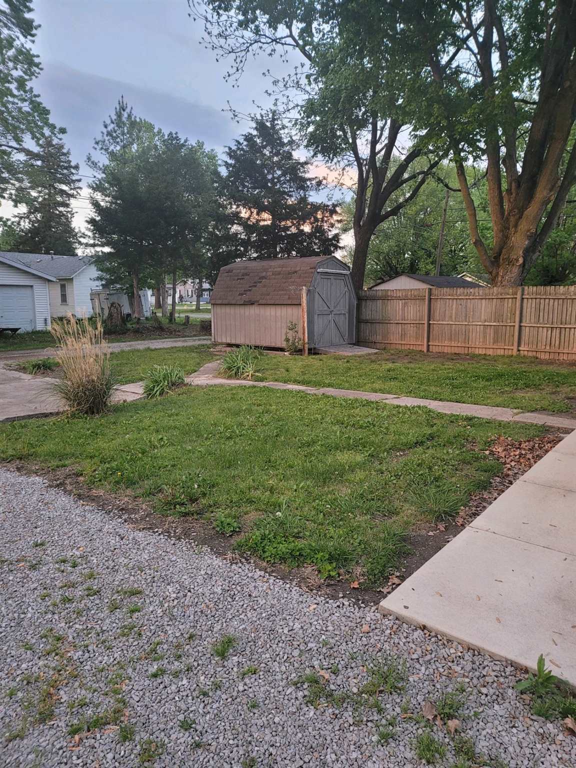 803 Murphy Road Pinckneyville, IL 62274 - Photo 2 of 25 Gallery Image 2