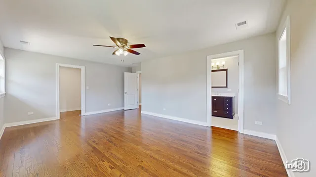 $1,174,900 | 124 East Monterey Avenue, Schaumburg, IL 60193