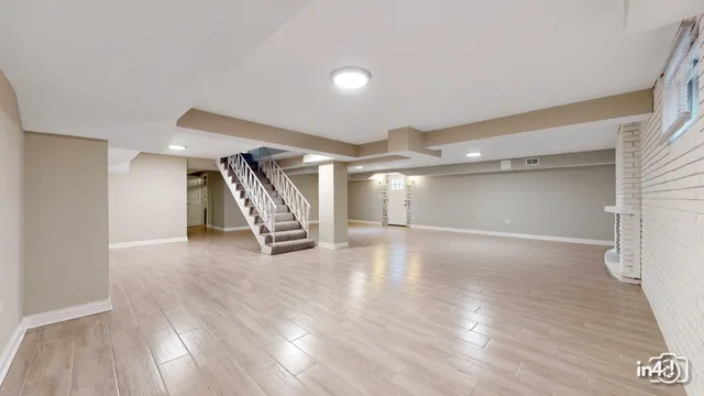 $1,174,900 | 124 East Monterey Avenue, Schaumburg, IL 60193