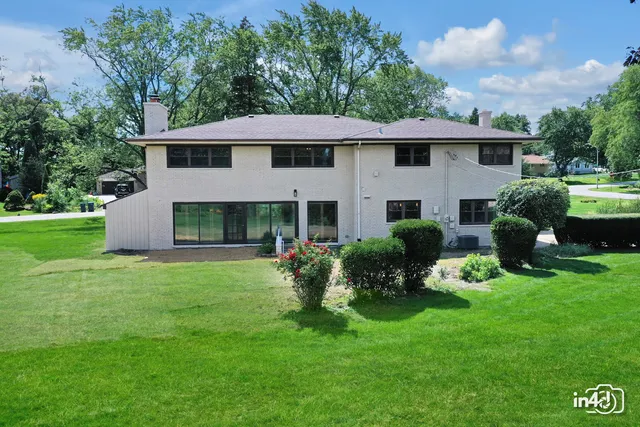 $1,174,900 | 124 East Monterey Avenue, Schaumburg, IL 60193