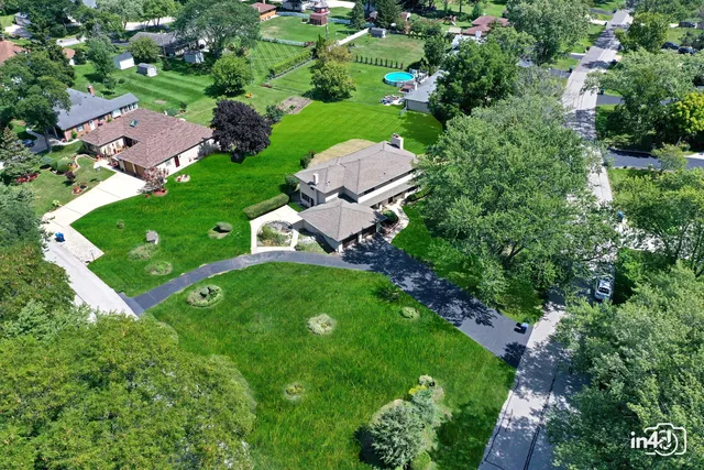 $1,174,900 | 124 East Monterey Avenue, Schaumburg, IL 60193
