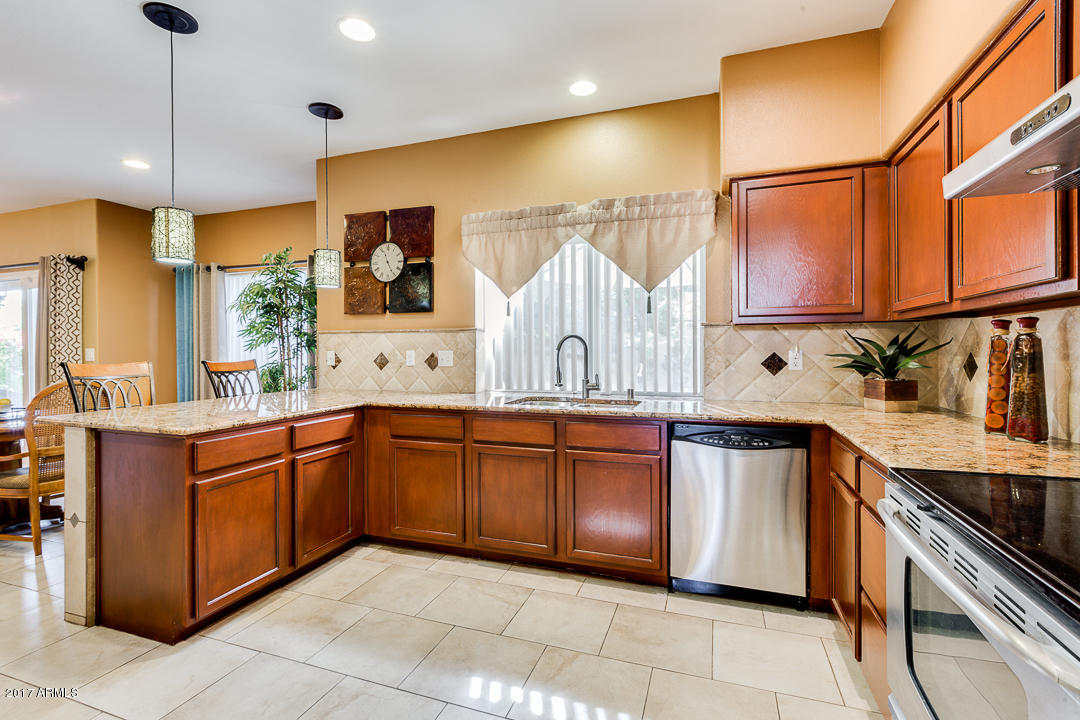 381 West El Freda Road Tempe, AZ 85284 - Photo 10 of 46 10-El Freda