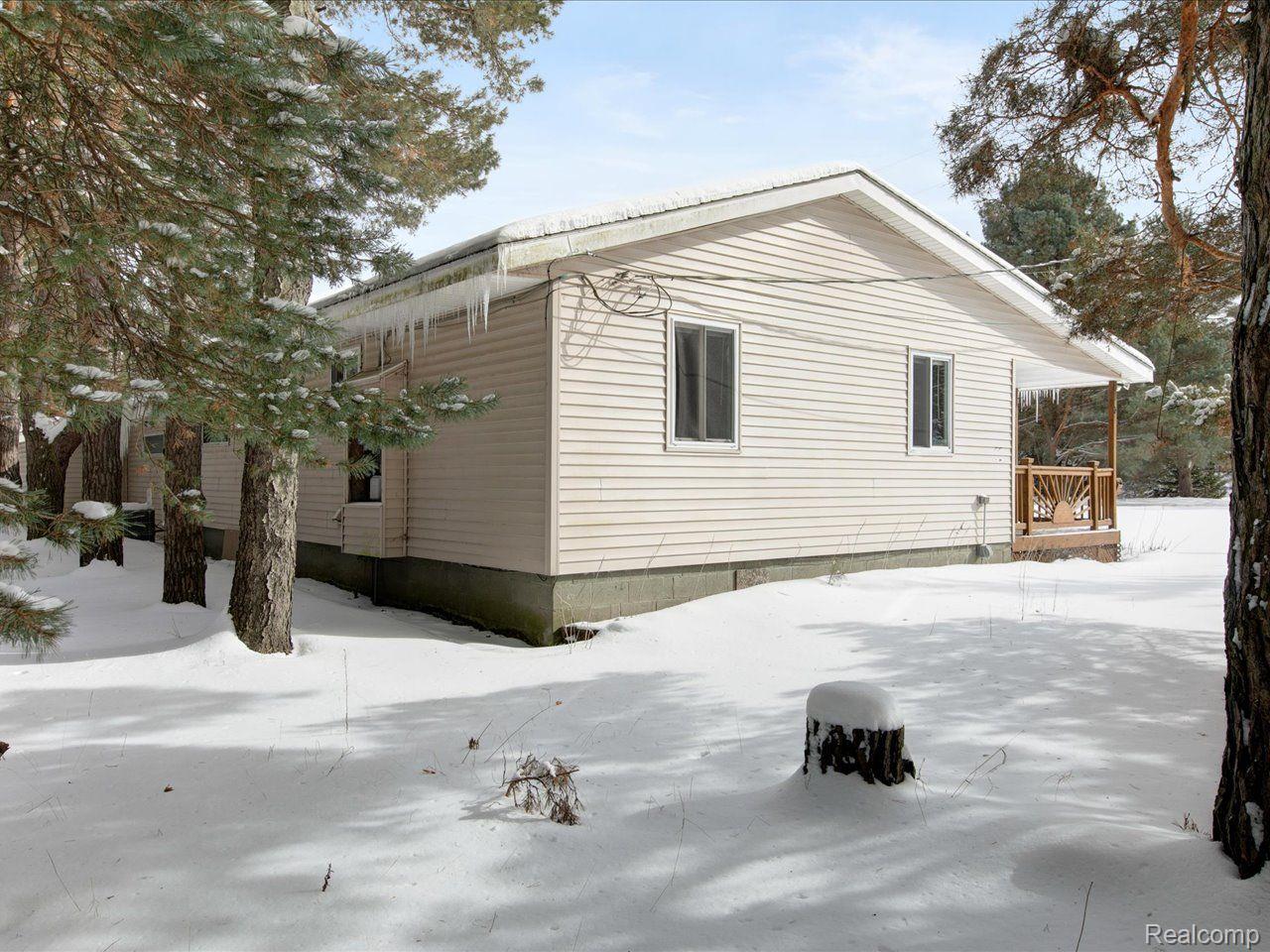 8747 Lakeshore Road Fort Gratiot, MI 48059 - Photo 37 of 47 Gallery Image 37