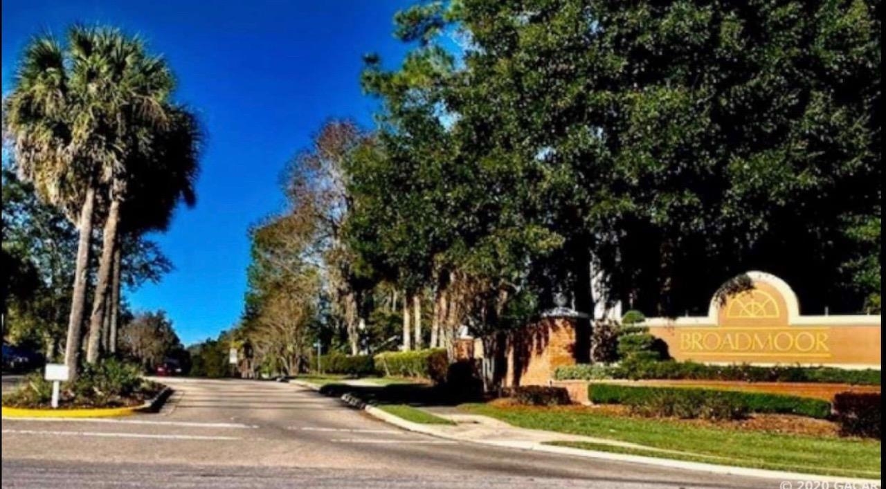1435 Northwest 100th Terrace Gainesville, FL 32606 - Photo 16 of 20 View of road with curbs and sidewalks