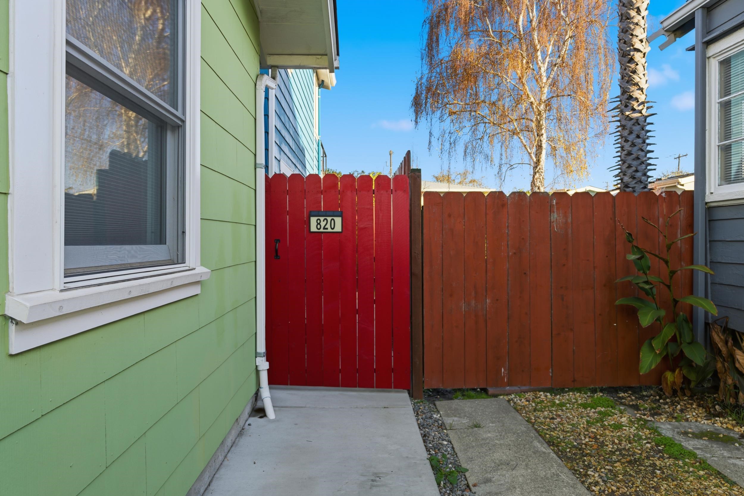 820 46th Street Oakland, CA 94608 - Photo 25 of 34