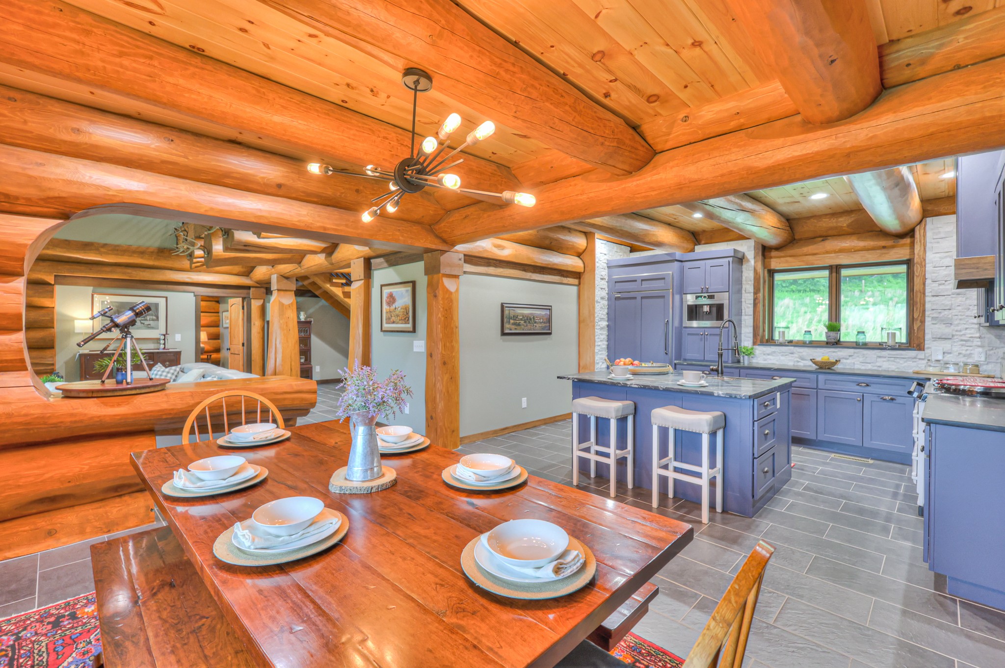 1271 Bivins Road Lewisburg, TN 37091 - Photo 18 of 56 a dinning table and chairs in a patio
