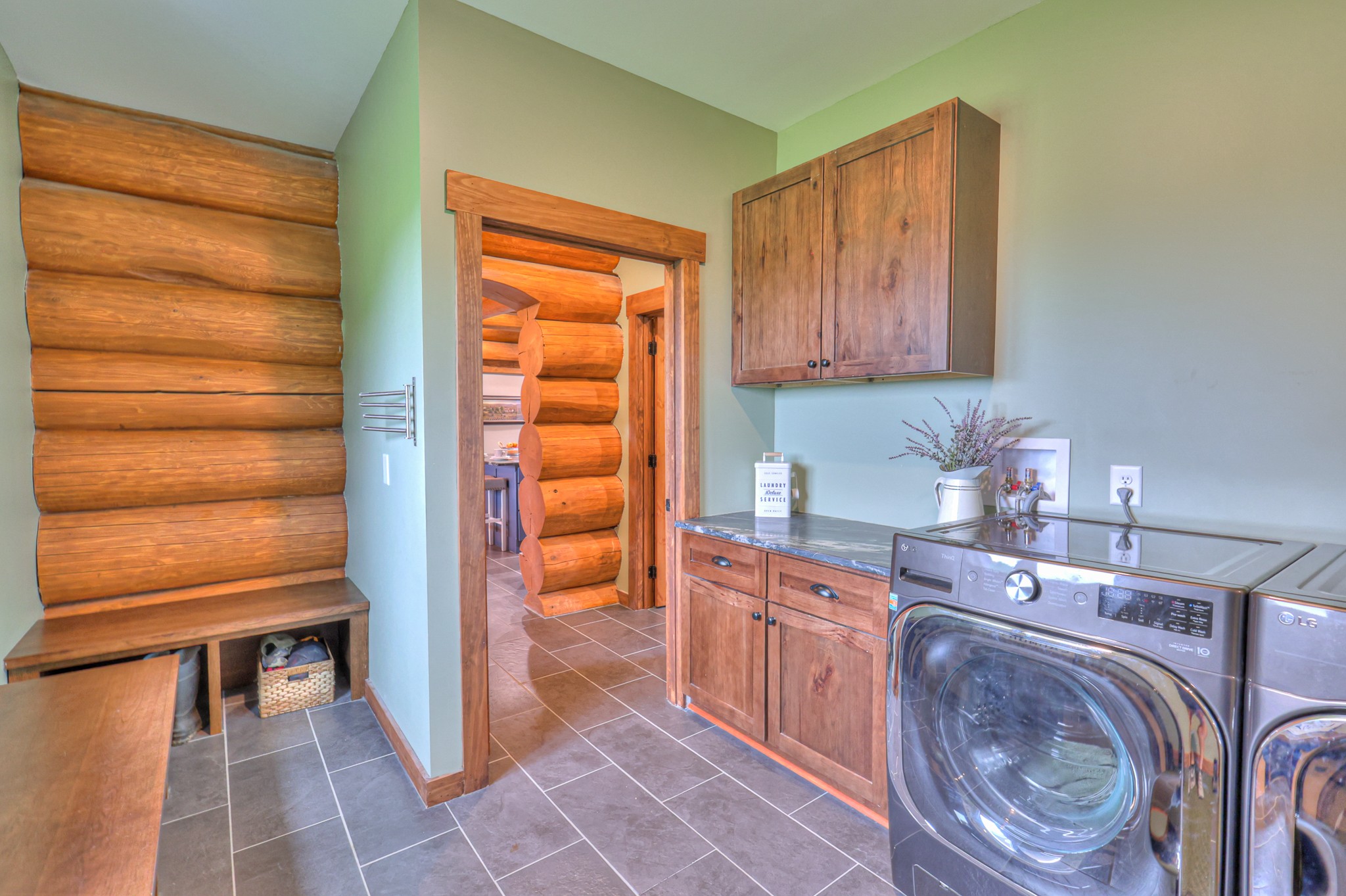 1271 Bivins Road Lewisburg, TN 37091 - Photo 25 of 56 a utility room with sink dryer and washer