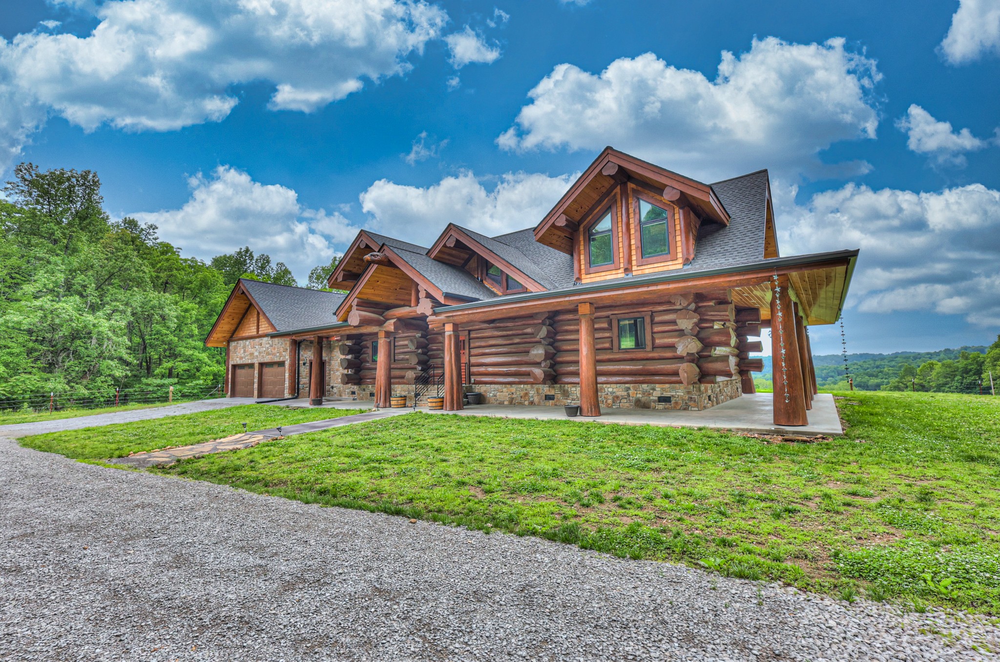 1271 Bivins Road Lewisburg, TN 37091 - Photo 6 of 56 a front view of a house with garden