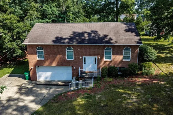 $359,900 | 4135 Hopewell Avenue, Butler, PA 16001