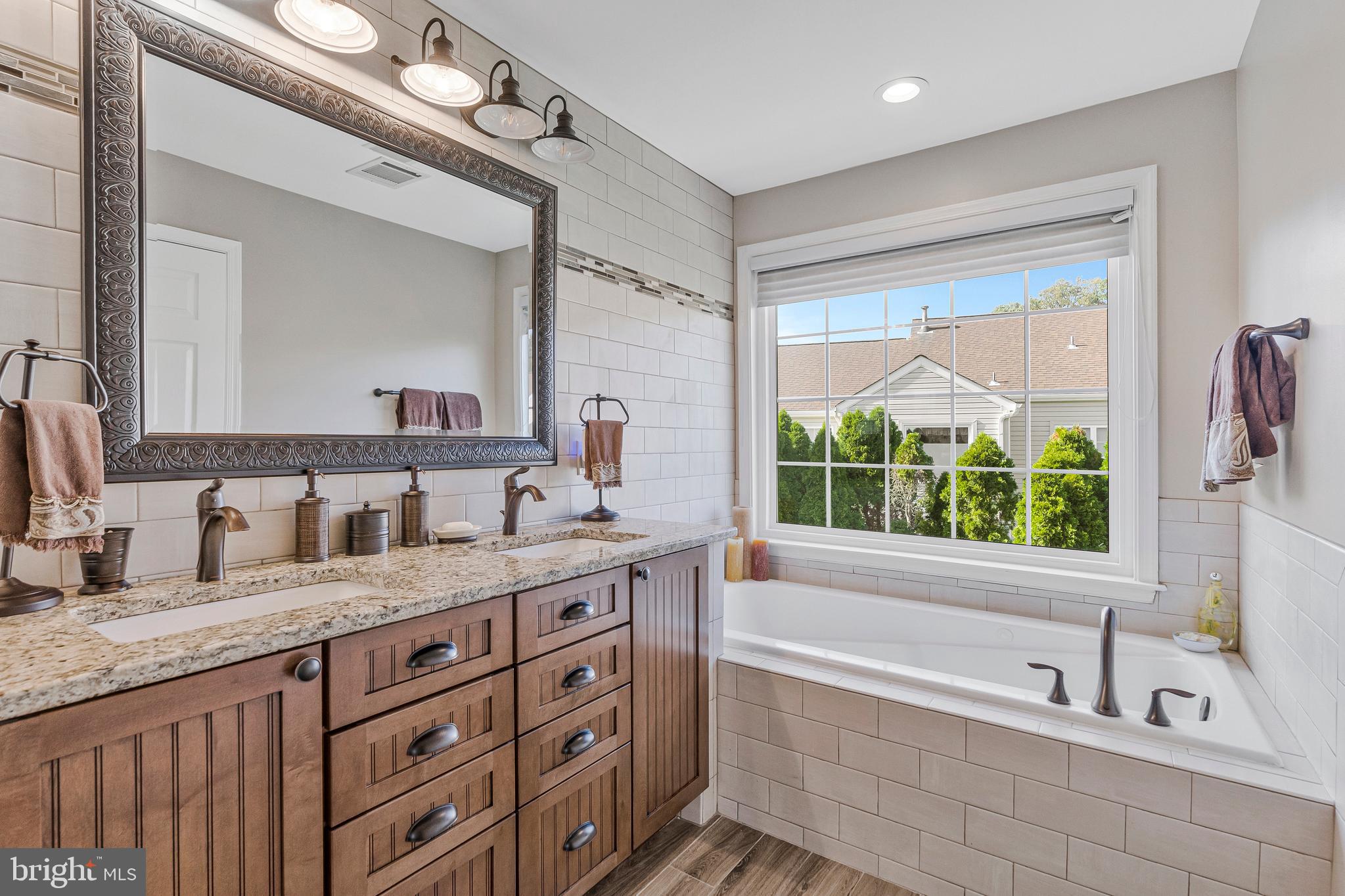 12492 Fox View Way Reston, VA 20191 - Photo 24 of 44 Master Bath