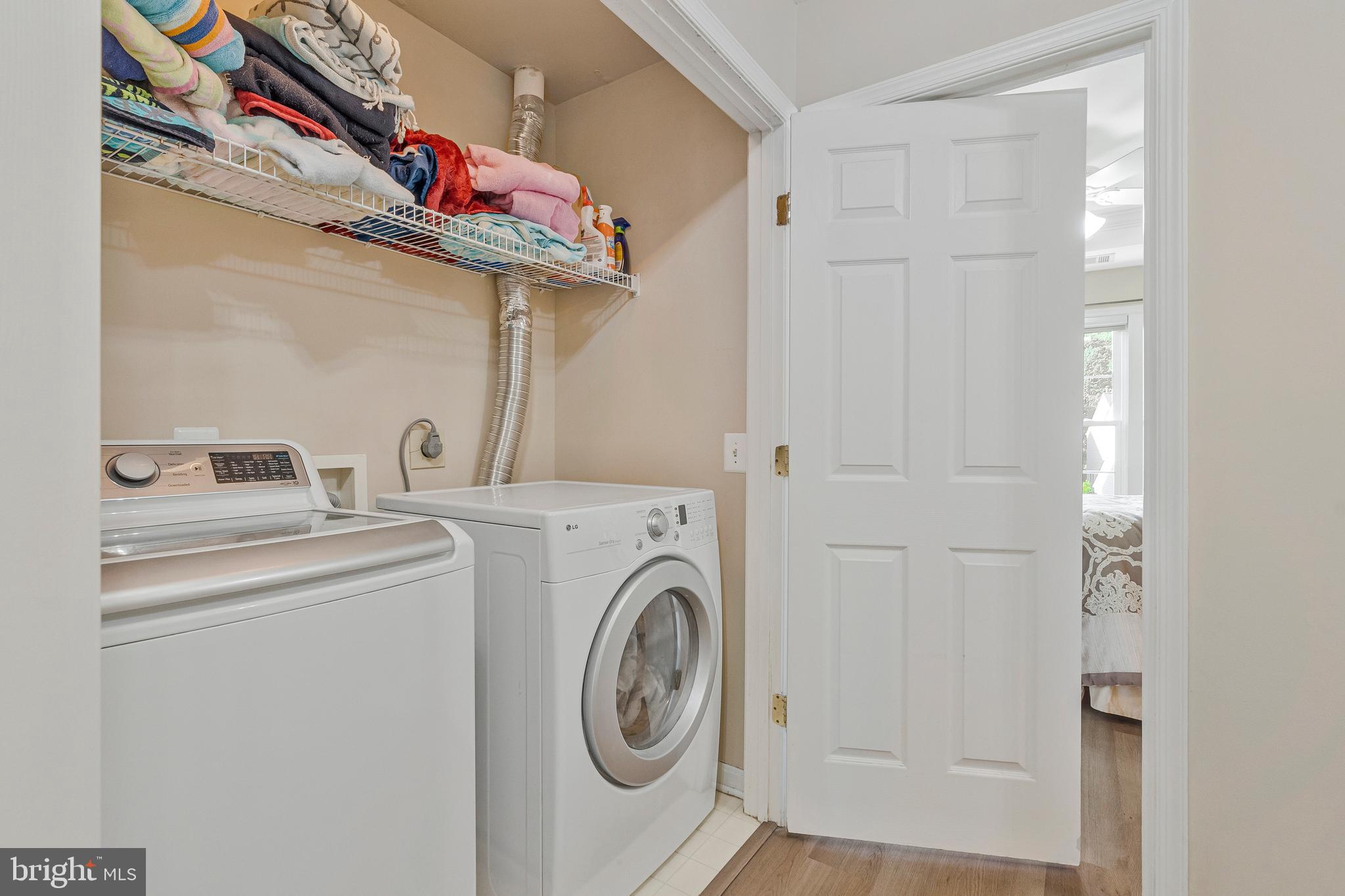 12492 Fox View Way Reston, VA 20191 - Photo 28 of 44 Upper Laundry