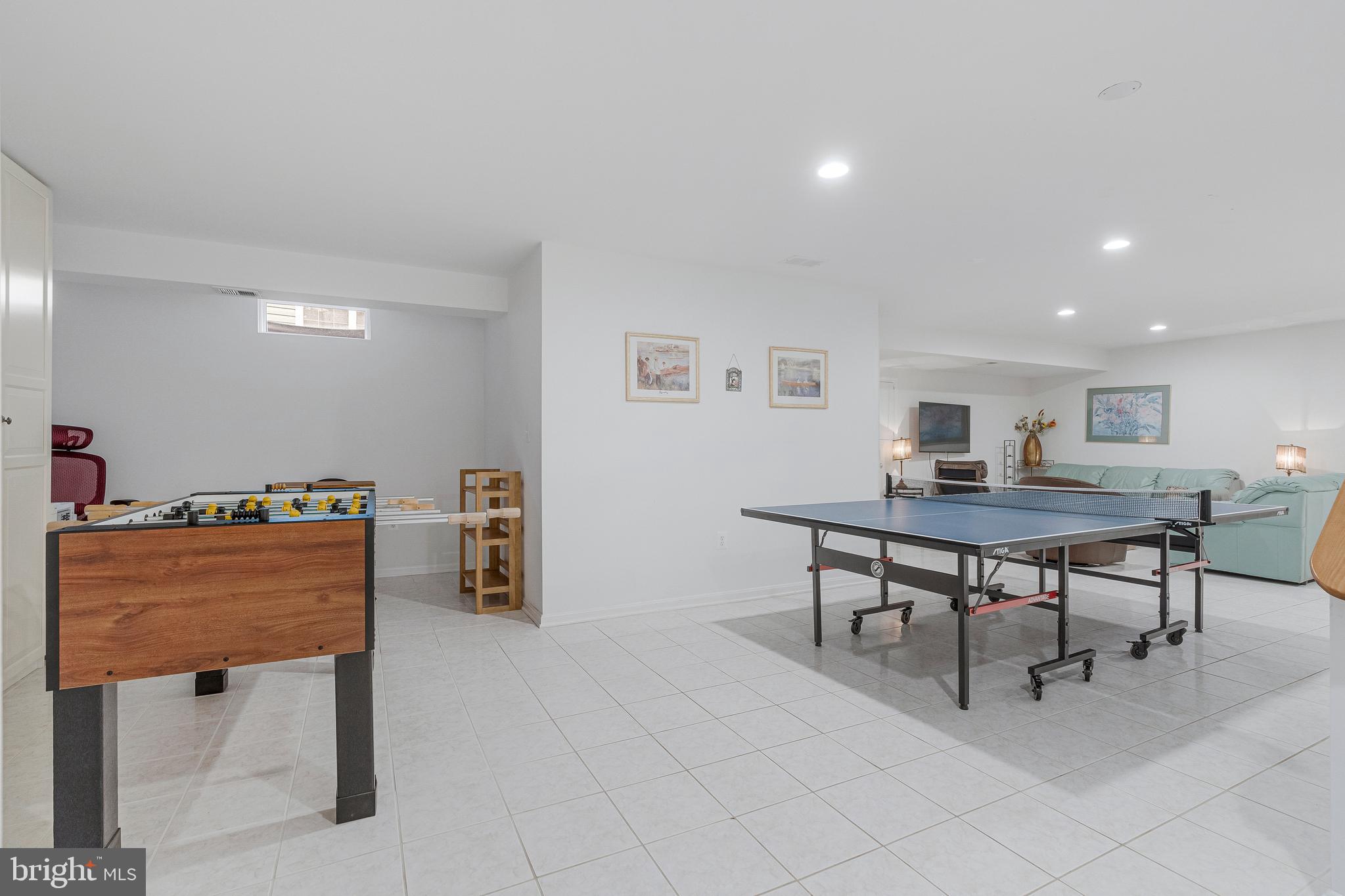 12492 Fox View Way Reston, VA 20191 - Photo 36 of 44 Gallery Image 36