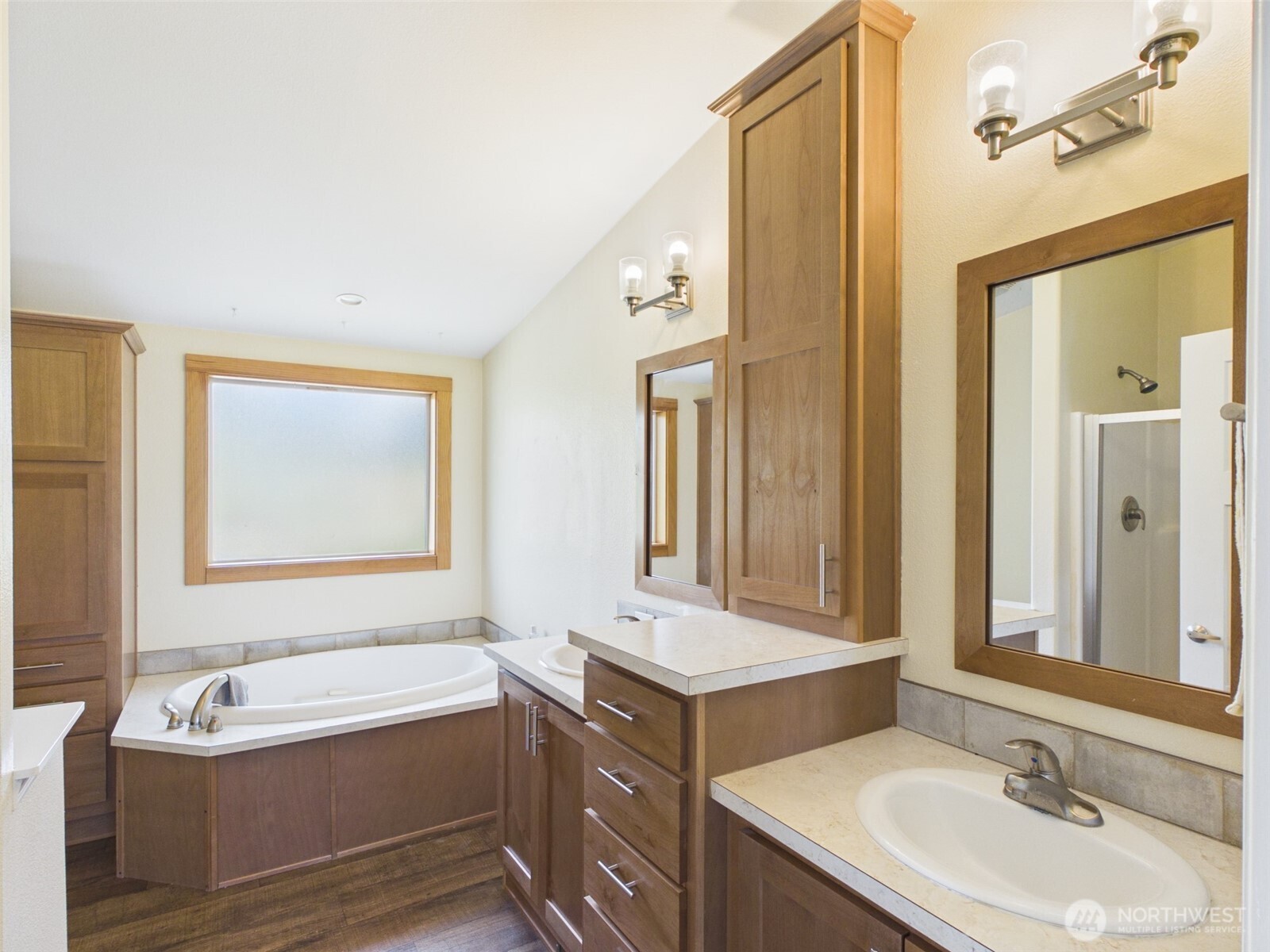 220 Center Road Republic, WA 99166 - Photo 7 of 40