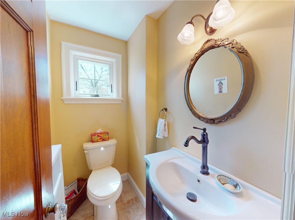 3224 Warrington Road Cleveland, OH 44120 - Photo 18 of 45 Main floor half bathroom