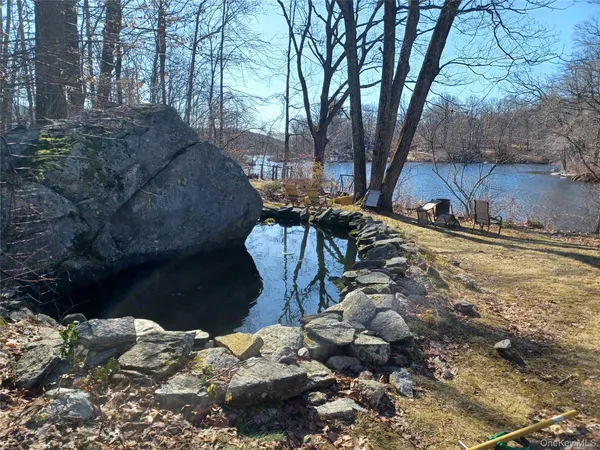$875,000 | 15 Spur Road, Putnam Valley, NY 10579