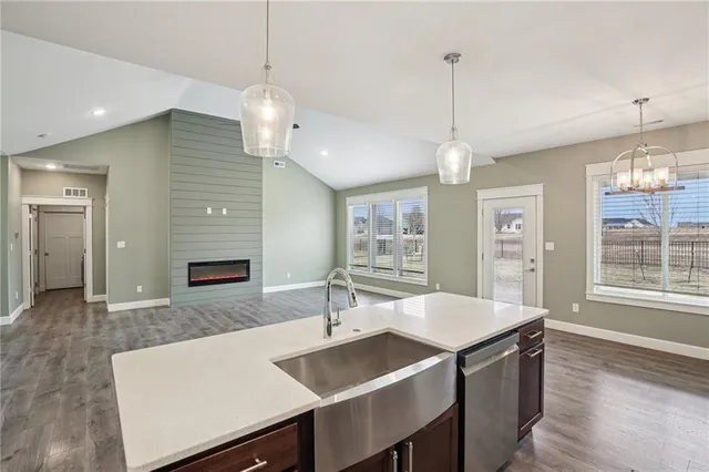 $390,000 | 1219 West Adam Court, Ottawa, KS 66067