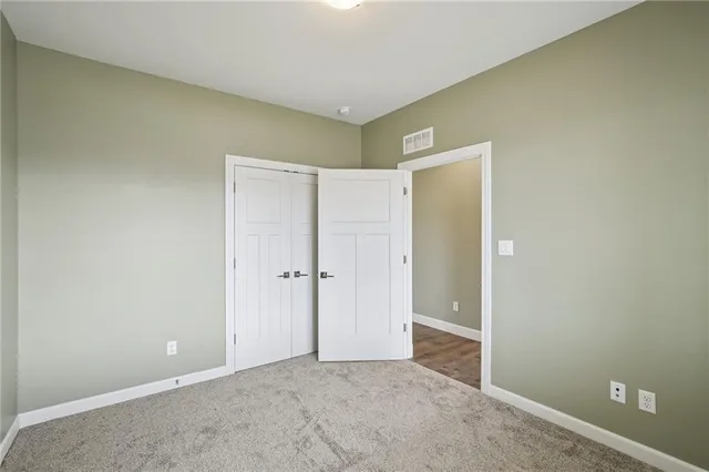 $390,000 | 1219 West Adam Court, Ottawa, KS 66067