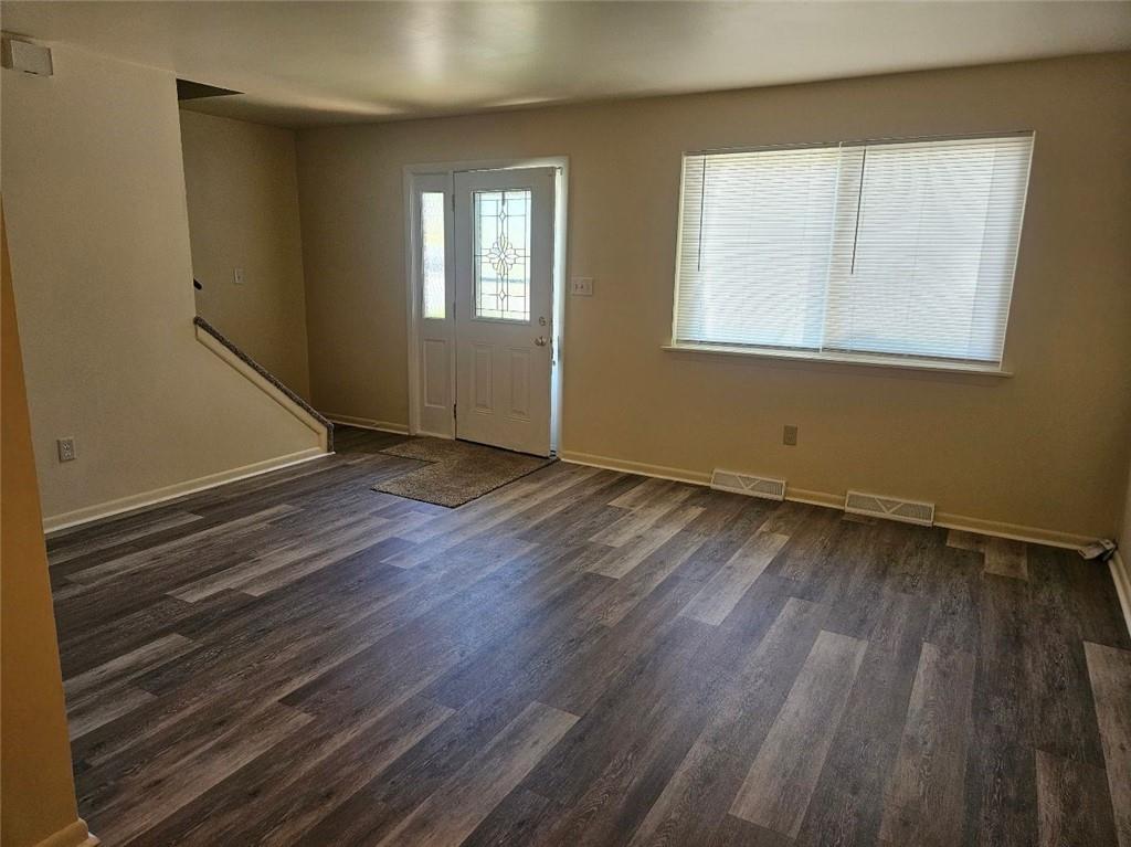 909 Chapel Road, Unit 7 Monaca, PA 15061 - Photo 11 of 13