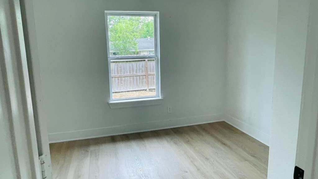 9110 Heatherside Street Houston, TX 77016 - Photo 12 of 15