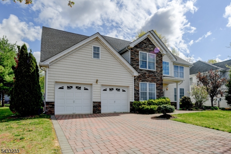 26 Pine Lane Springfield, NJ 07081 - Photo 1 of 24