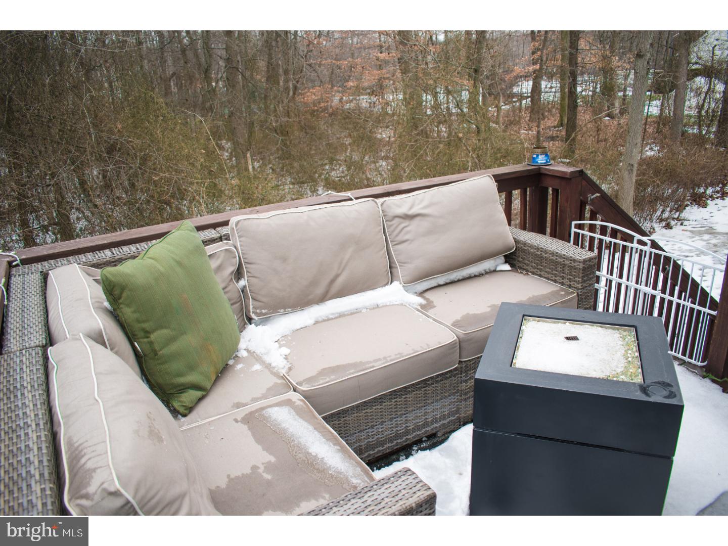 109 Castleton Road Riverside, NJ 08075 - Photo 22 of 23 Deck