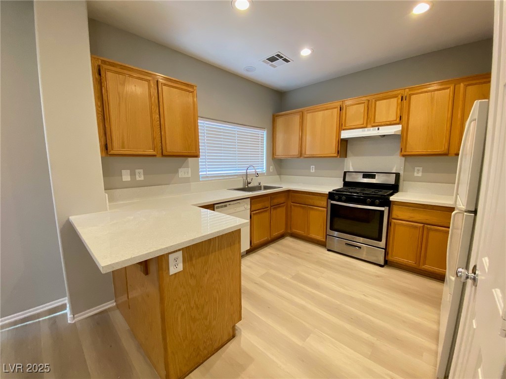 7381 Divine Ridge Street Las Vegas, NV 89139 - Photo 3 of 20