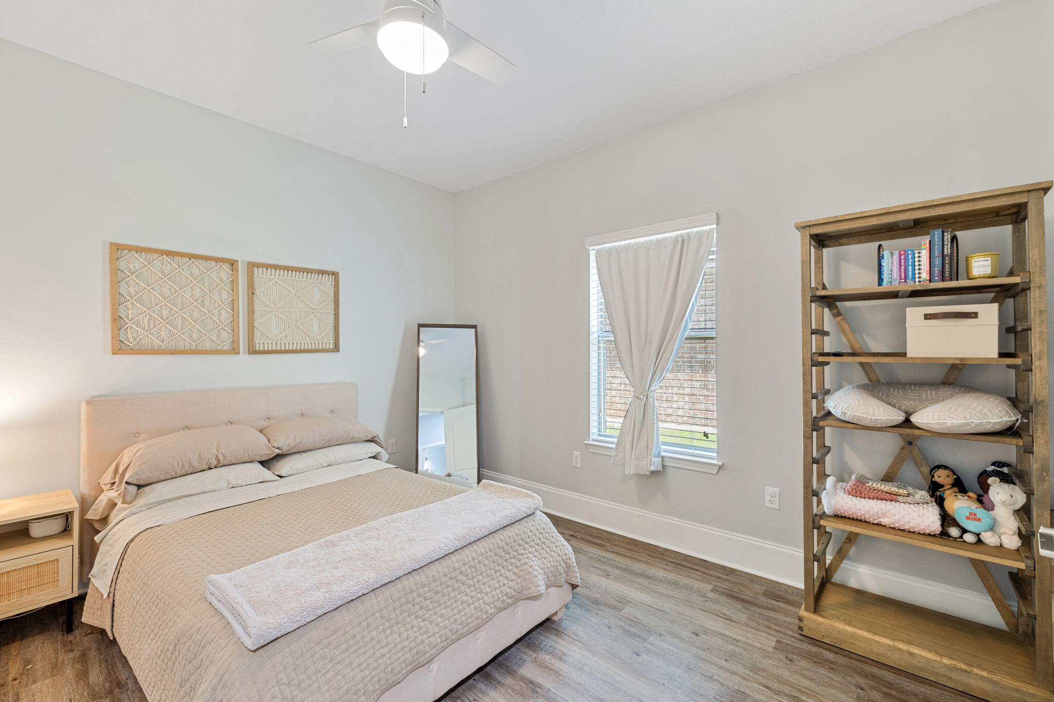 134 Mussett Bayou Court Santa Rosa Beach, FL 32459 - Photo 25 of 41 a bedroom with a bed and a window