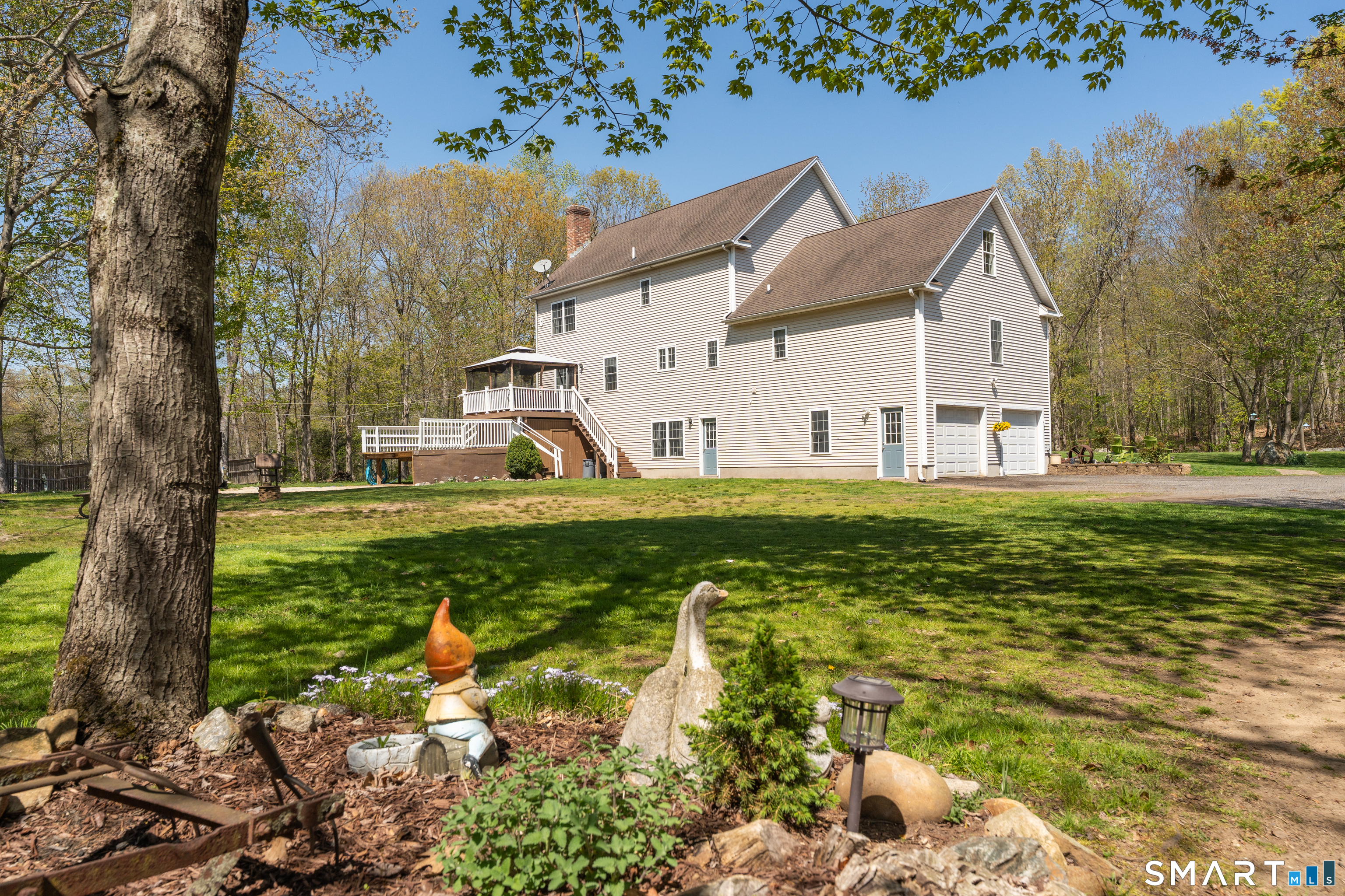 57 Hubbard Road Haddam, CT 06438 - Photo 5 of 32
