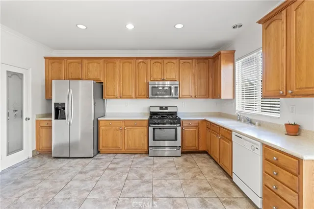 $549,999 | 37707 Tamarind Court, Palmdale, CA 93551