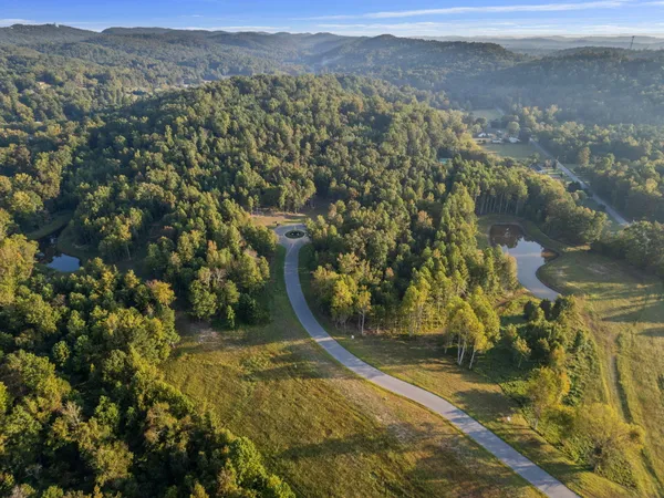 $800,000 | 6131 Gilchrist Lane, Unit LOT 5, McDonald, TN 37353