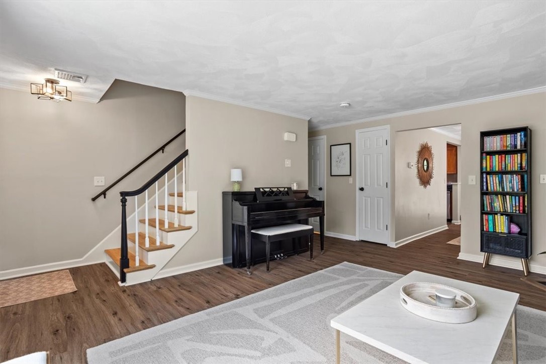 7 Eagle Run, Unit B Warwick, RI 02818 - Photo 9 of 42