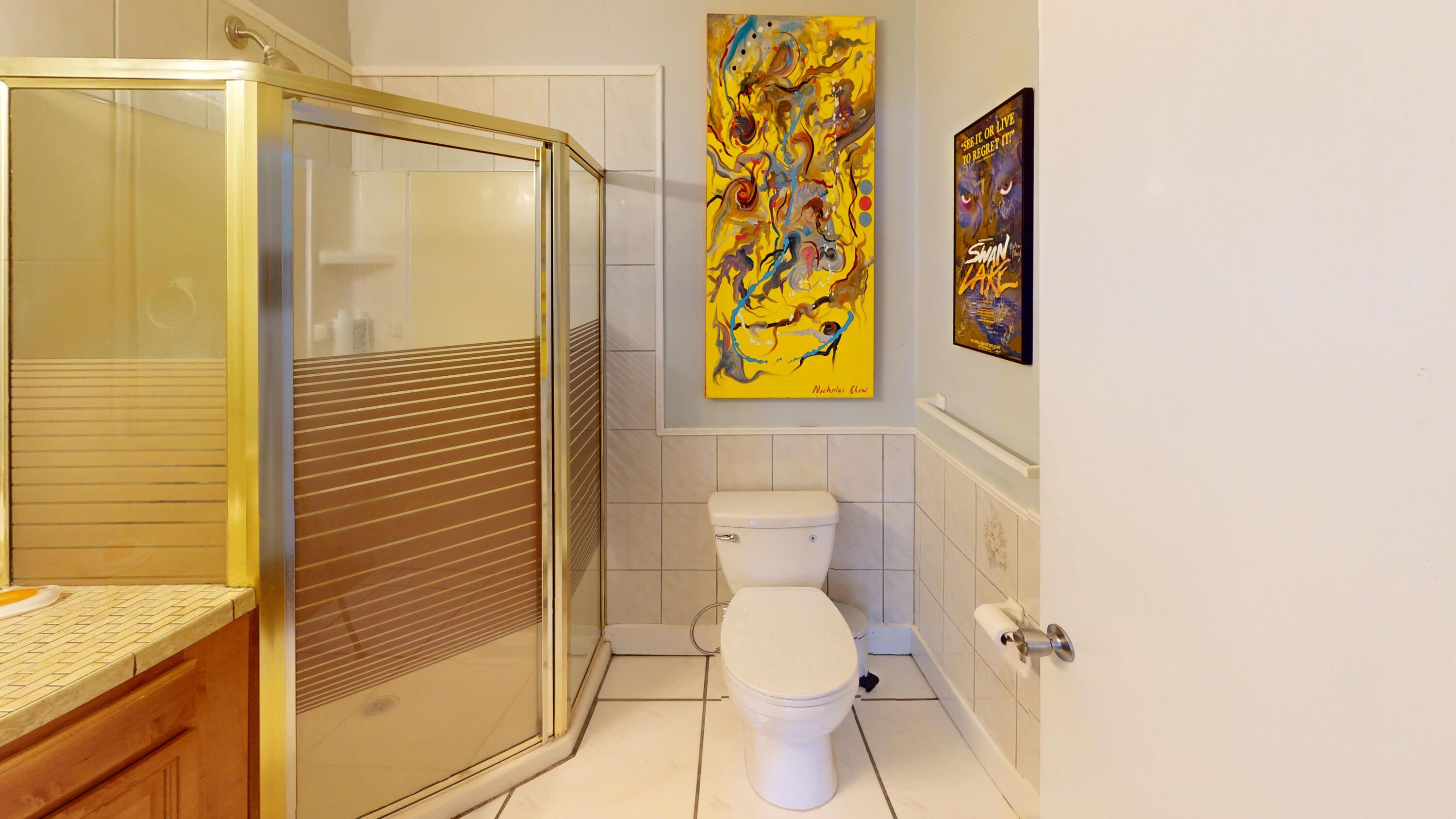 1022 Washington Street Key West, FL 33040 - Photo 11 of 23 Front studio bath