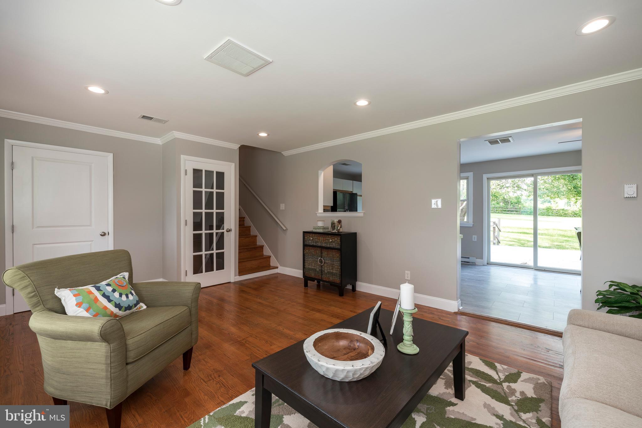 2709 Ridge Road Elverson, PA 19520 - Photo 11 of 41 Living Room