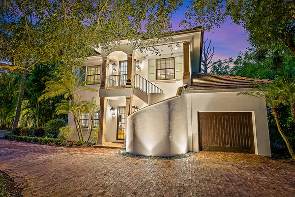 $12,750,000 | 19651 North Riverside Drive, Jupiter, FL 33469
