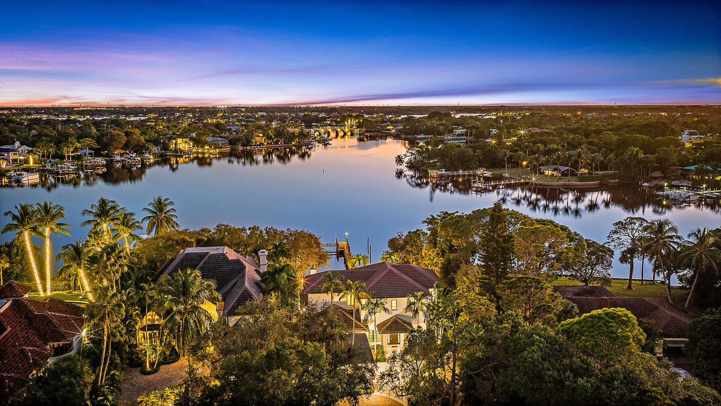 19651 North Riverside Drive Jupiter, FL 33469 - Photo 4 of 37 Aerial