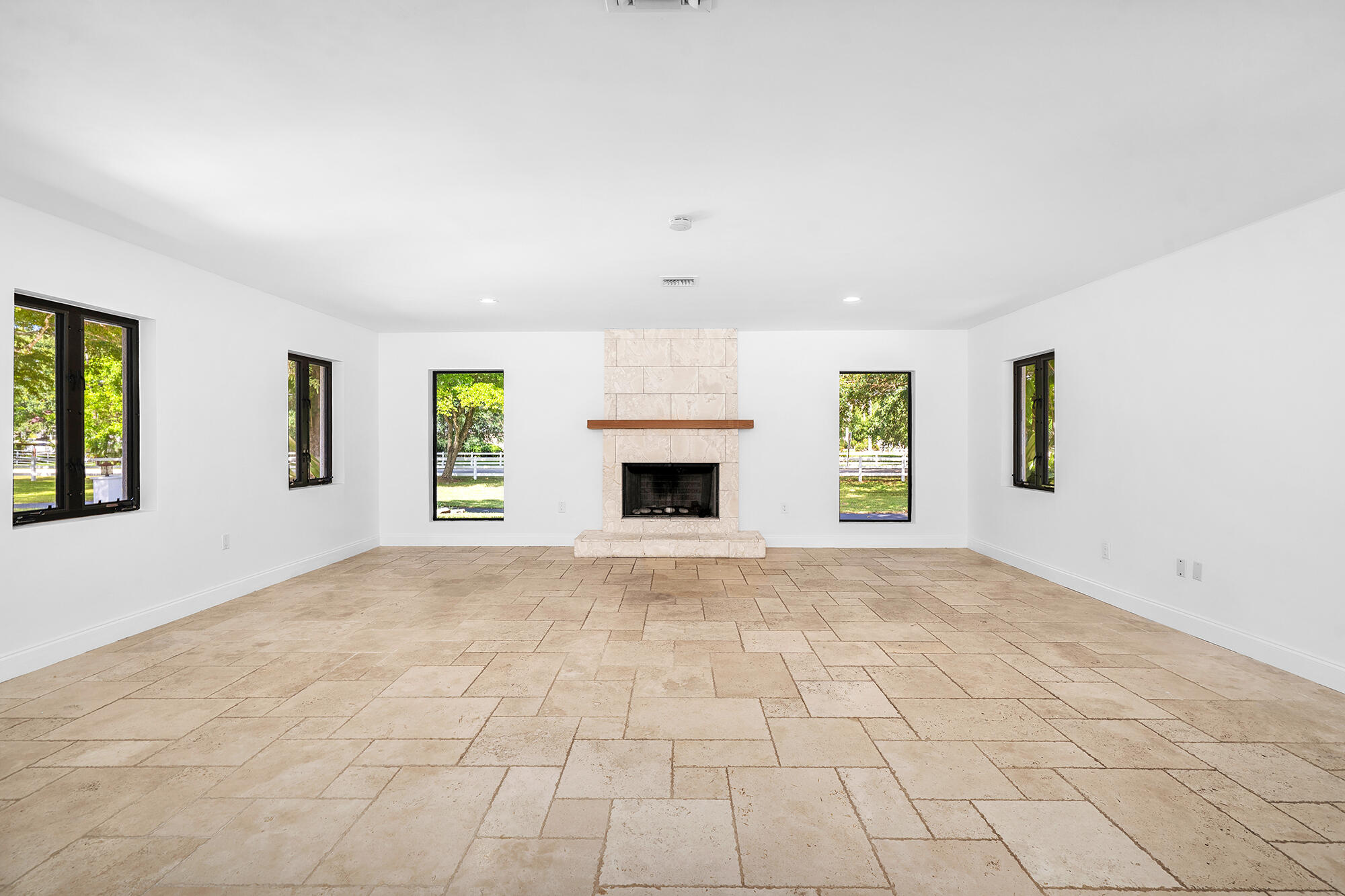 4950 Southwest 145th Avenue Southwest Ranches, FL 33330 - Photo 11 of 87 Family Room
