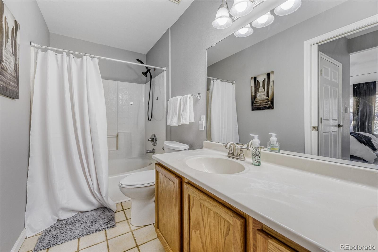 8425 Pebble Creek Way, Unit 201 Highlands Ranch, CO 80126 - Photo 6 of 12