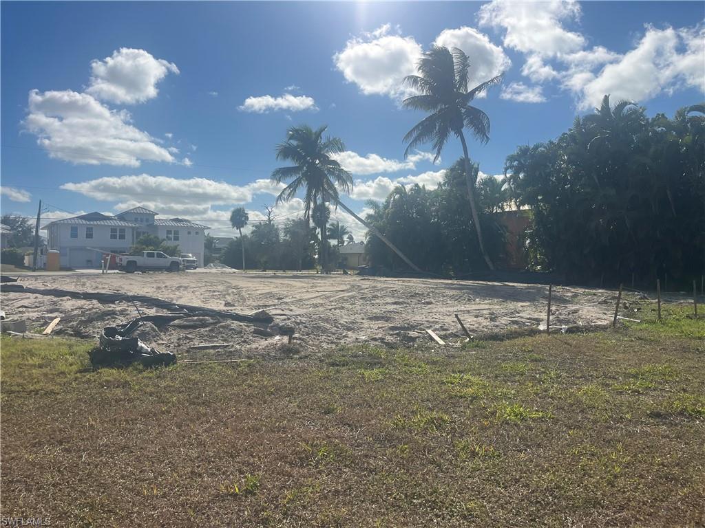 4822-4824 Esplanade Street, Bonita Springs