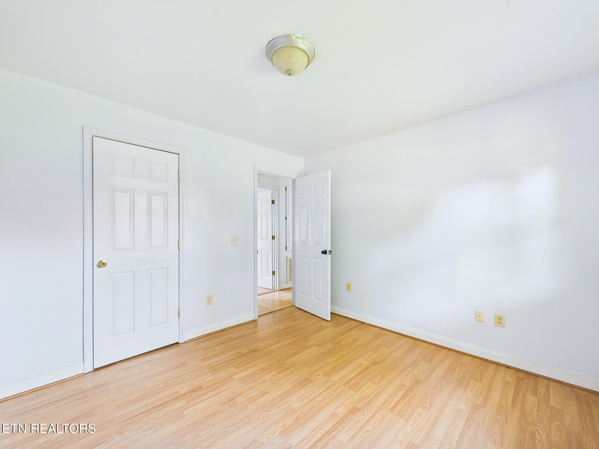 325 Riddle Street Athens, TN 37303 - Photo 11 of 25 Gallery Image 11