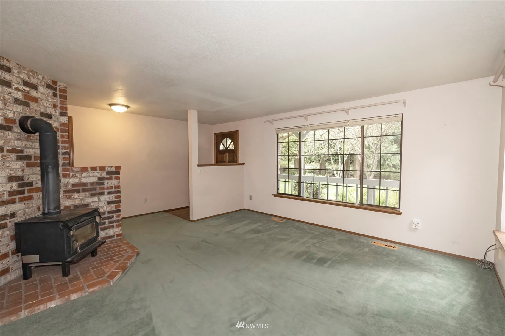 4705 Banner Road Southeast Port Orchard, WA 98366 - Photo 3 of 37 Gallery Image 3