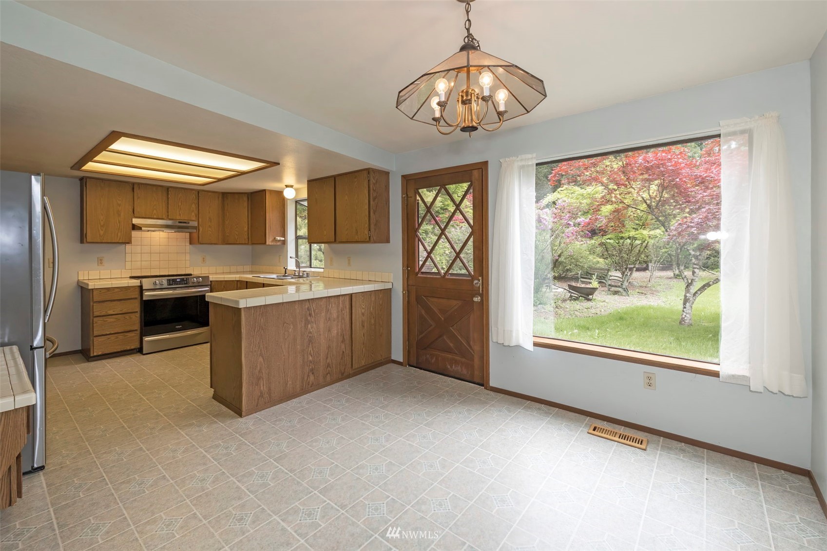 4705 Banner Road Southeast Port Orchard, WA 98366 - Photo 6 of 37 Gallery Image 6