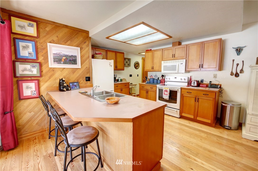 84 B Poorman Creek Road Twisp, WA 98856 - Photo 11 of 40 Gallery Image 11